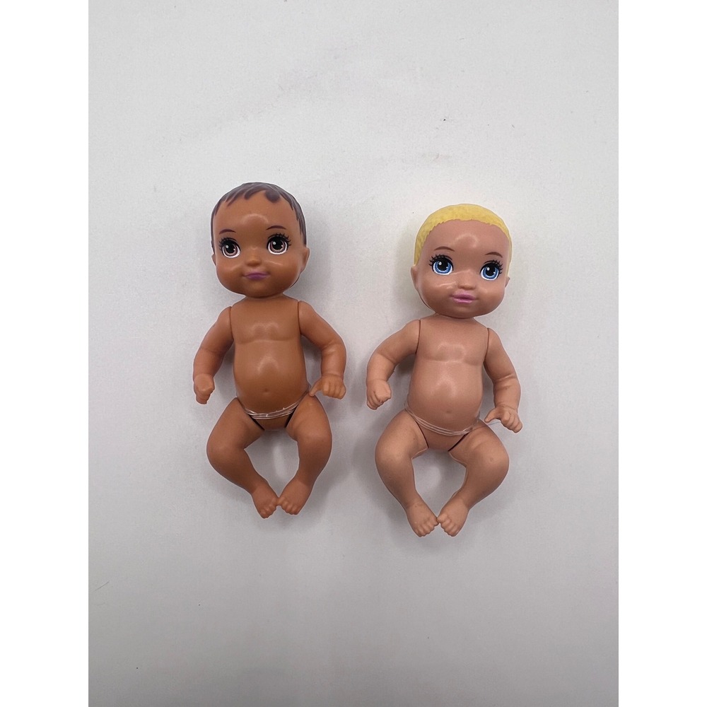 Mattel Barbie Set Of 2 Infant Baby Dolls Light + Dark Skinned Lot‎ Play Pretend